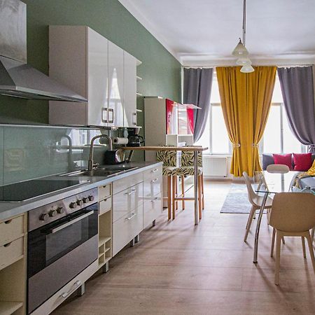 Modern Cozy Apartment By Ruterra Прага Екстериор снимка